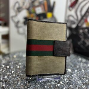 Gucci vintage Web ring agenda cover EUC